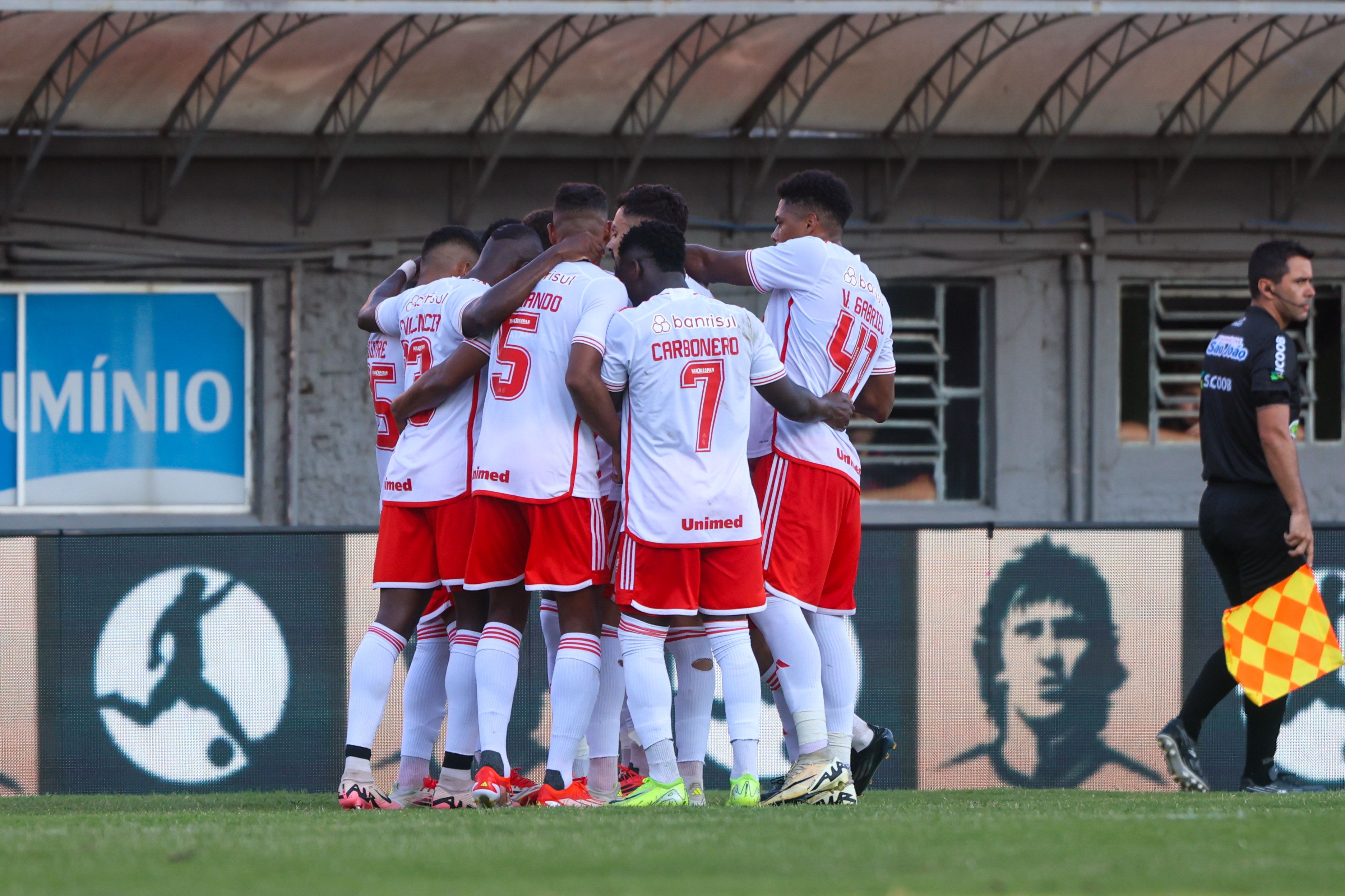 Inter vence em Caxias e abre vantagem na semifinal do Rio Grande