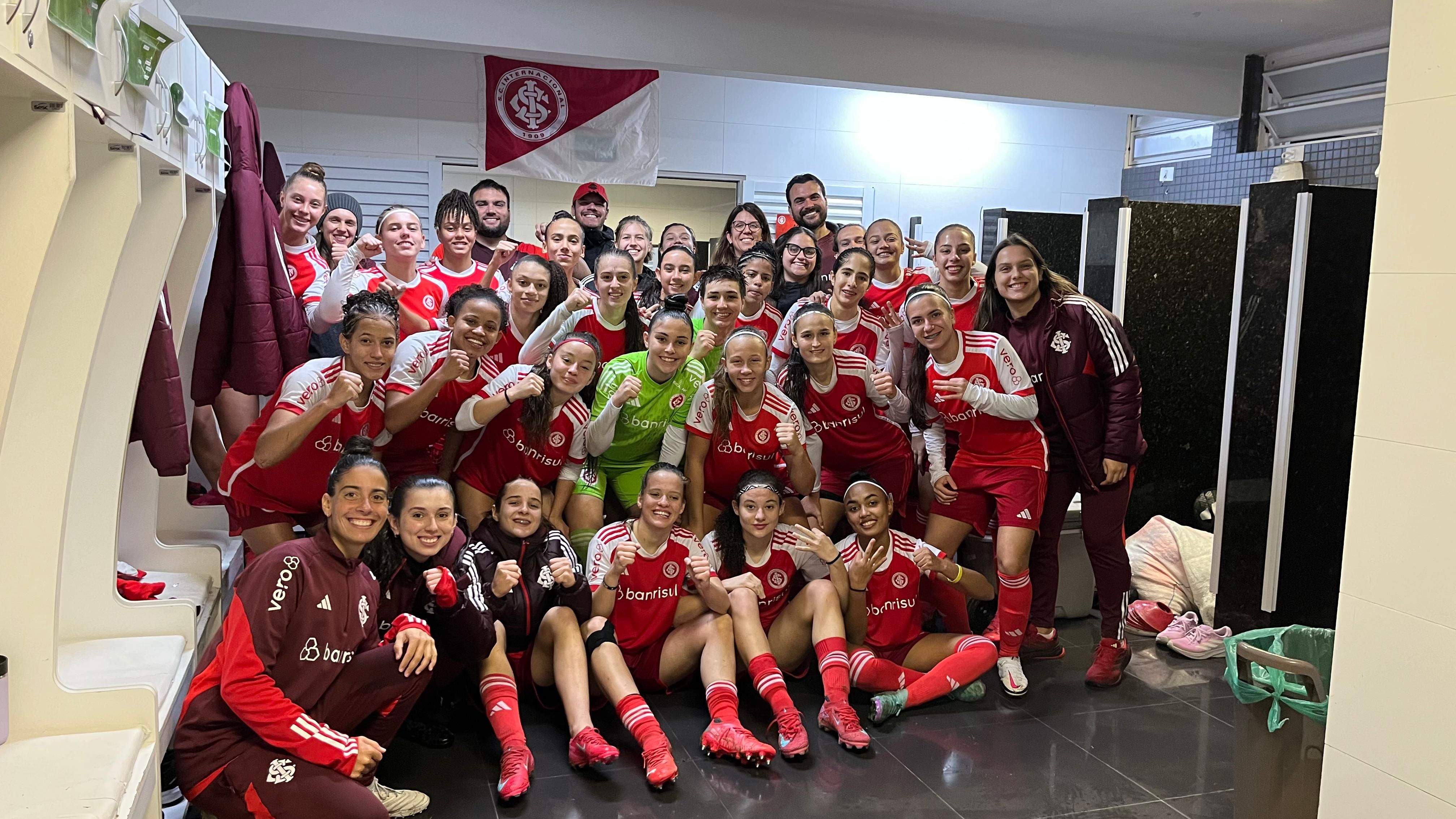 Sub-17 das Gurias Coloradas vence o Vasco e mantém liderança do Grupo A