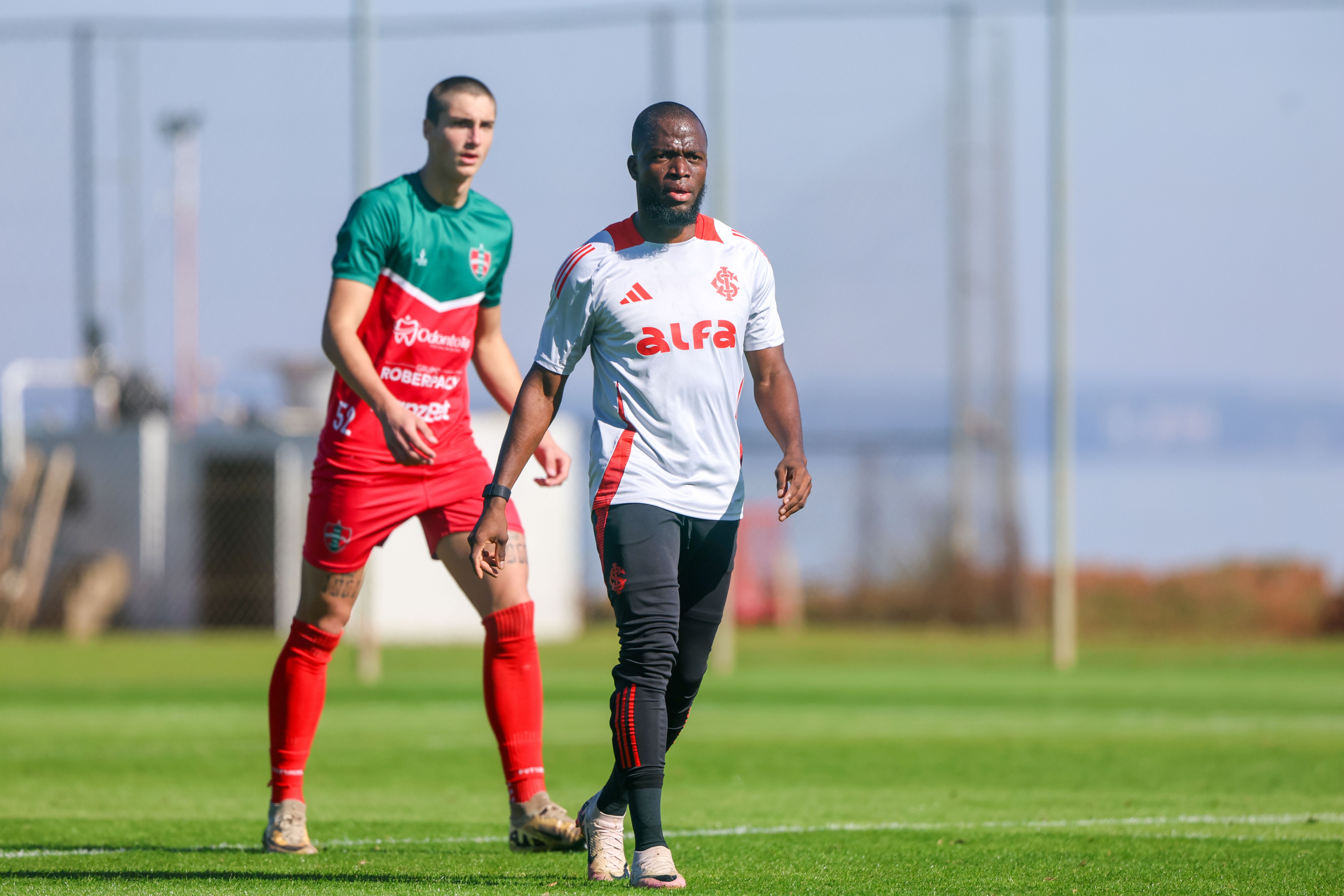 Colorado vence jogo-treino contra o Brasil de Farroupilha