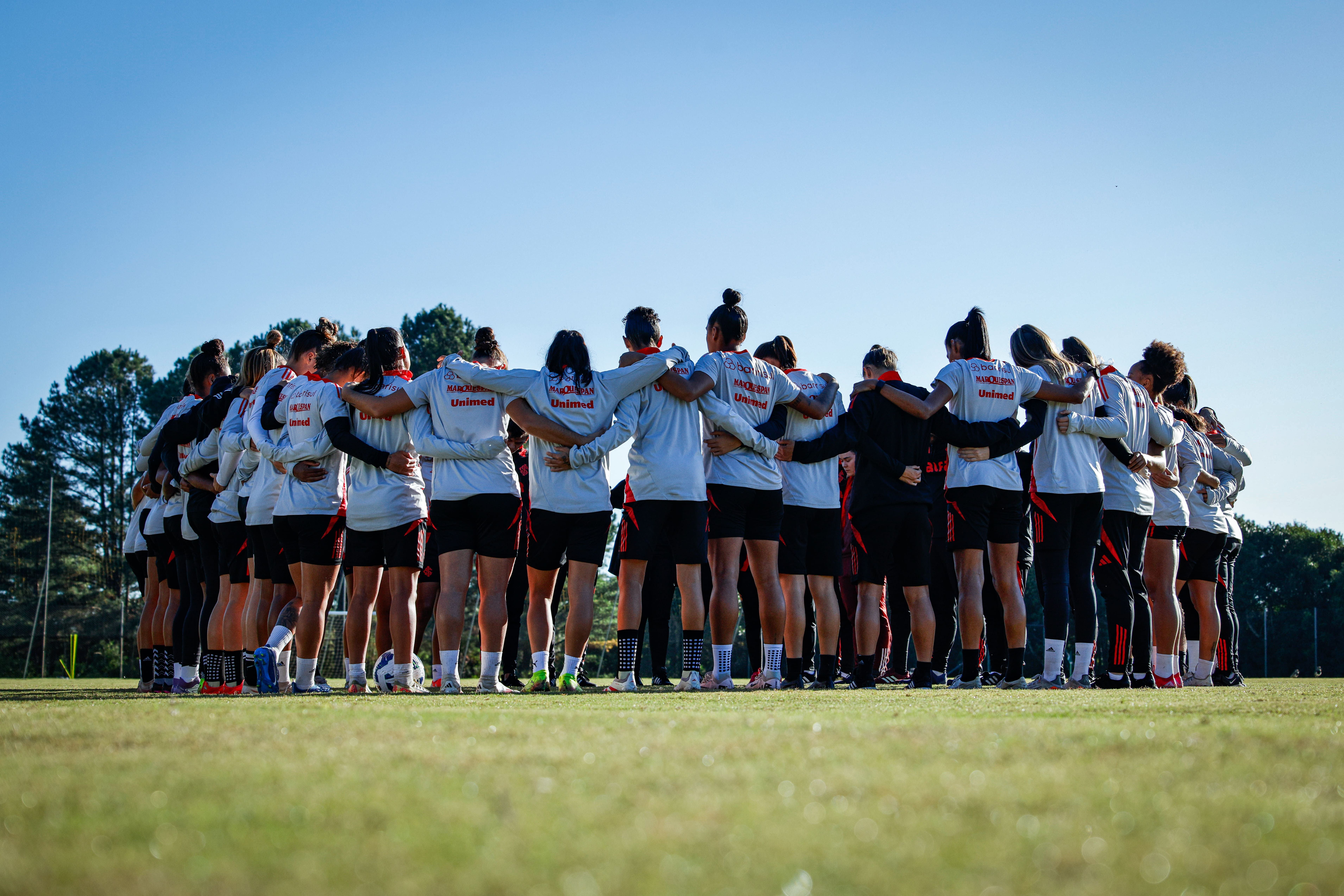 Gurias Coloradas iniciam preparação para enfrentar o Palmeiras pelo Brasileirão Feminino