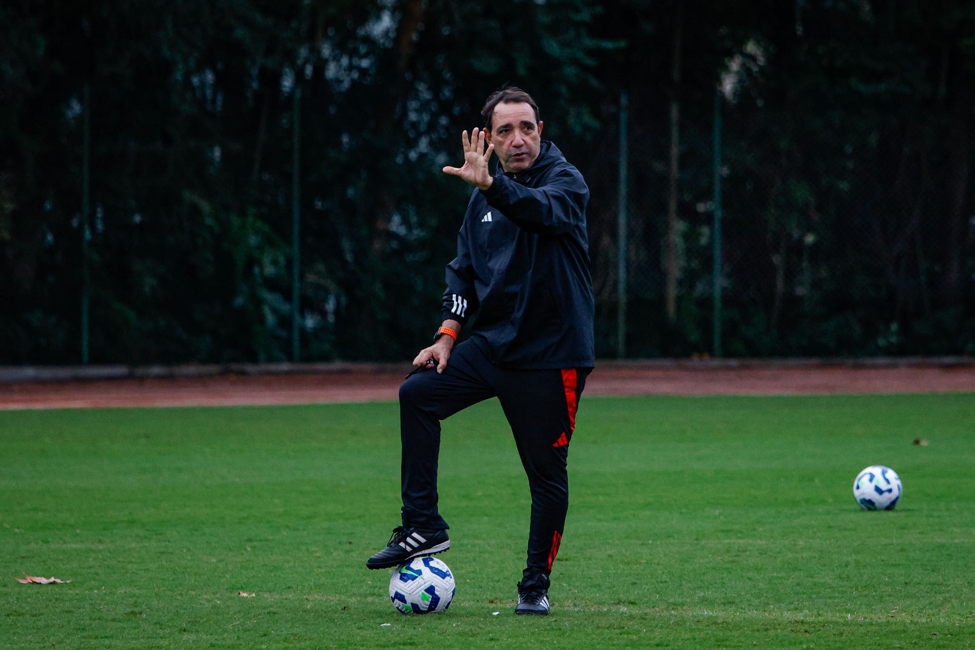 Gurias Coloradas enfrentam o Flamengo