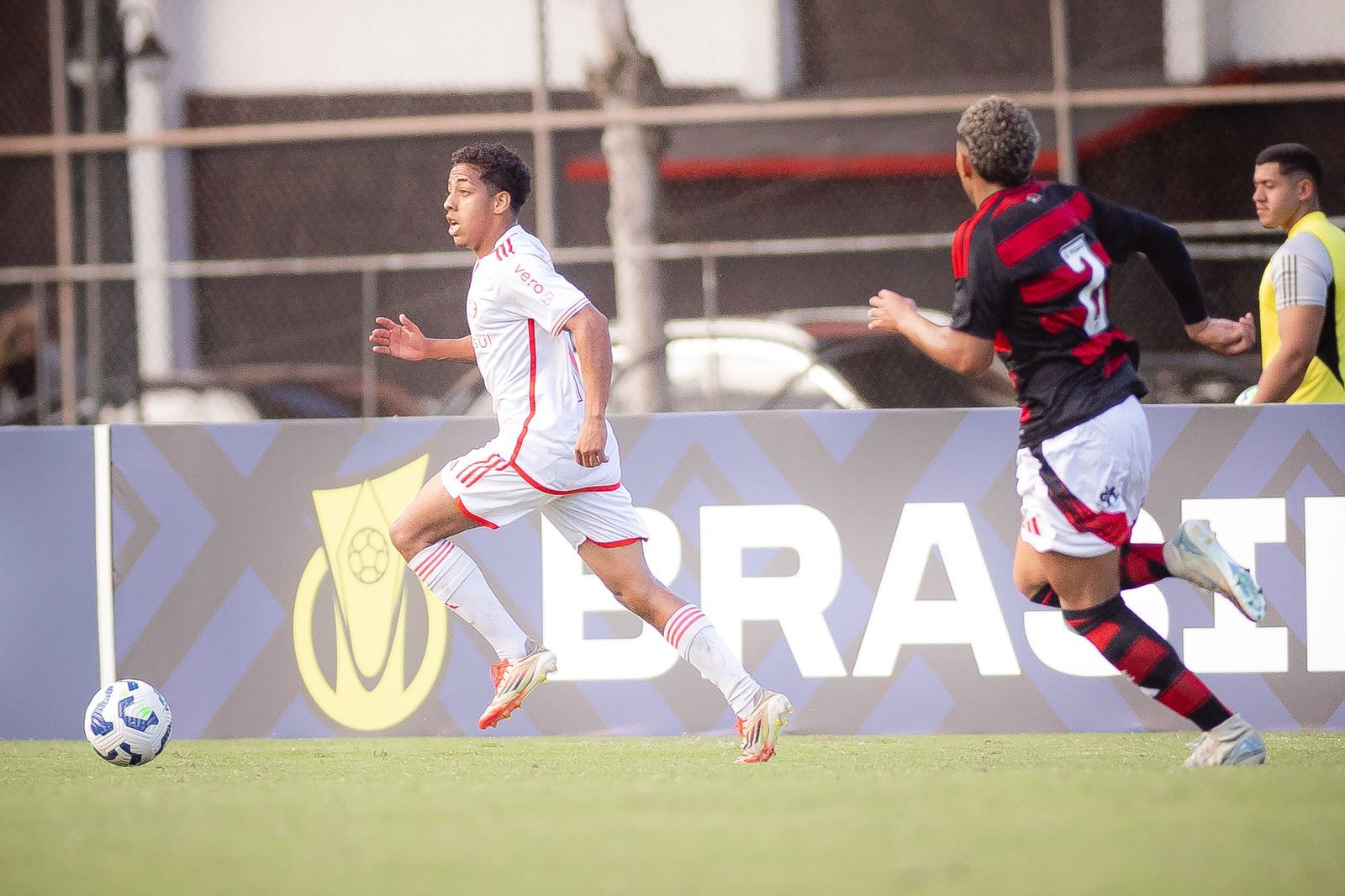 Inter é superado pelo Flamengo na 8ª rodada do Brasileirão Sub-20