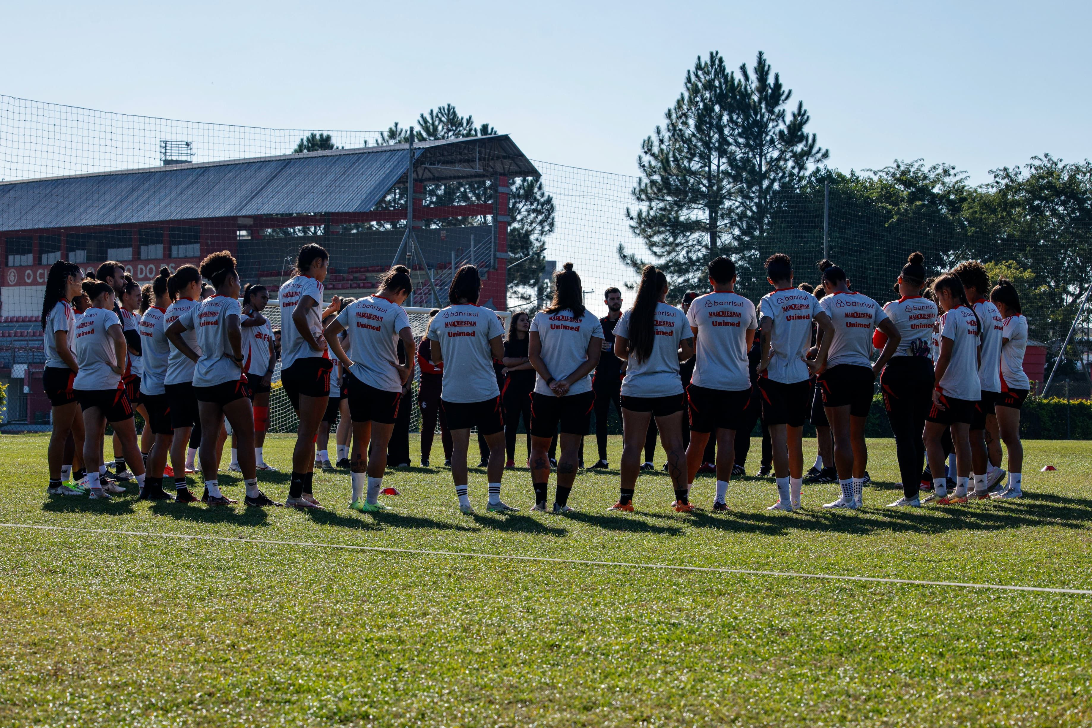 Gurias Coloradas iniciam preparação para enfrentar o Juventude no sábado