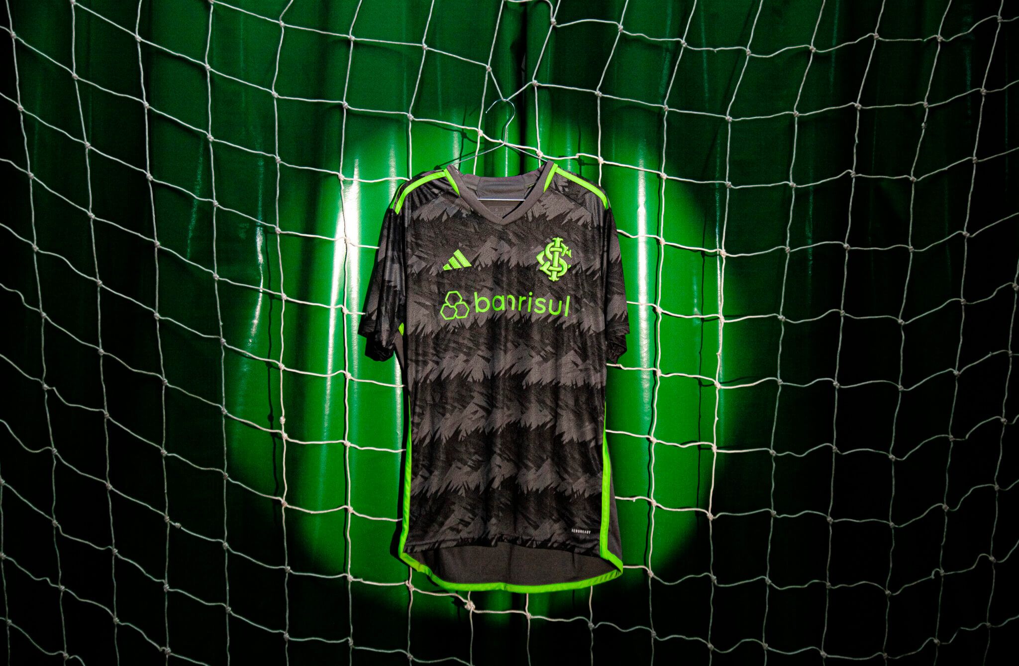 Inter e adidas valorizam a sustentabilidade em nova camisa para temporada 23/24