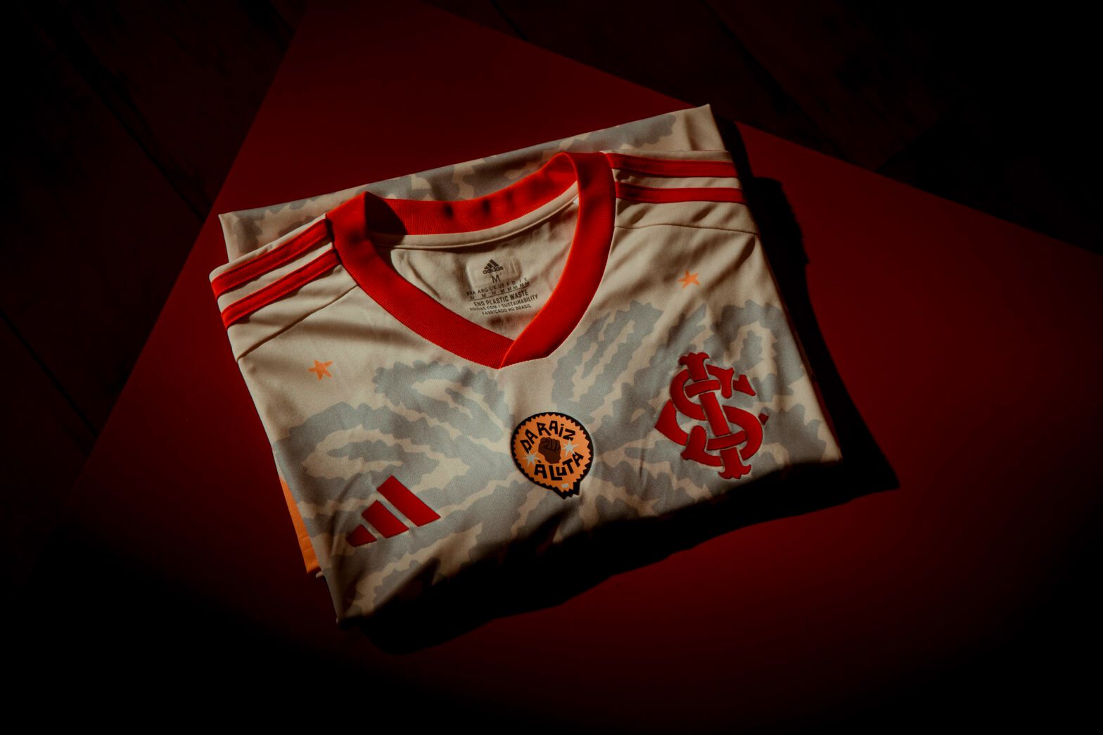 Inter e adidas lançam camisa em alusão ao mês da consciência negra