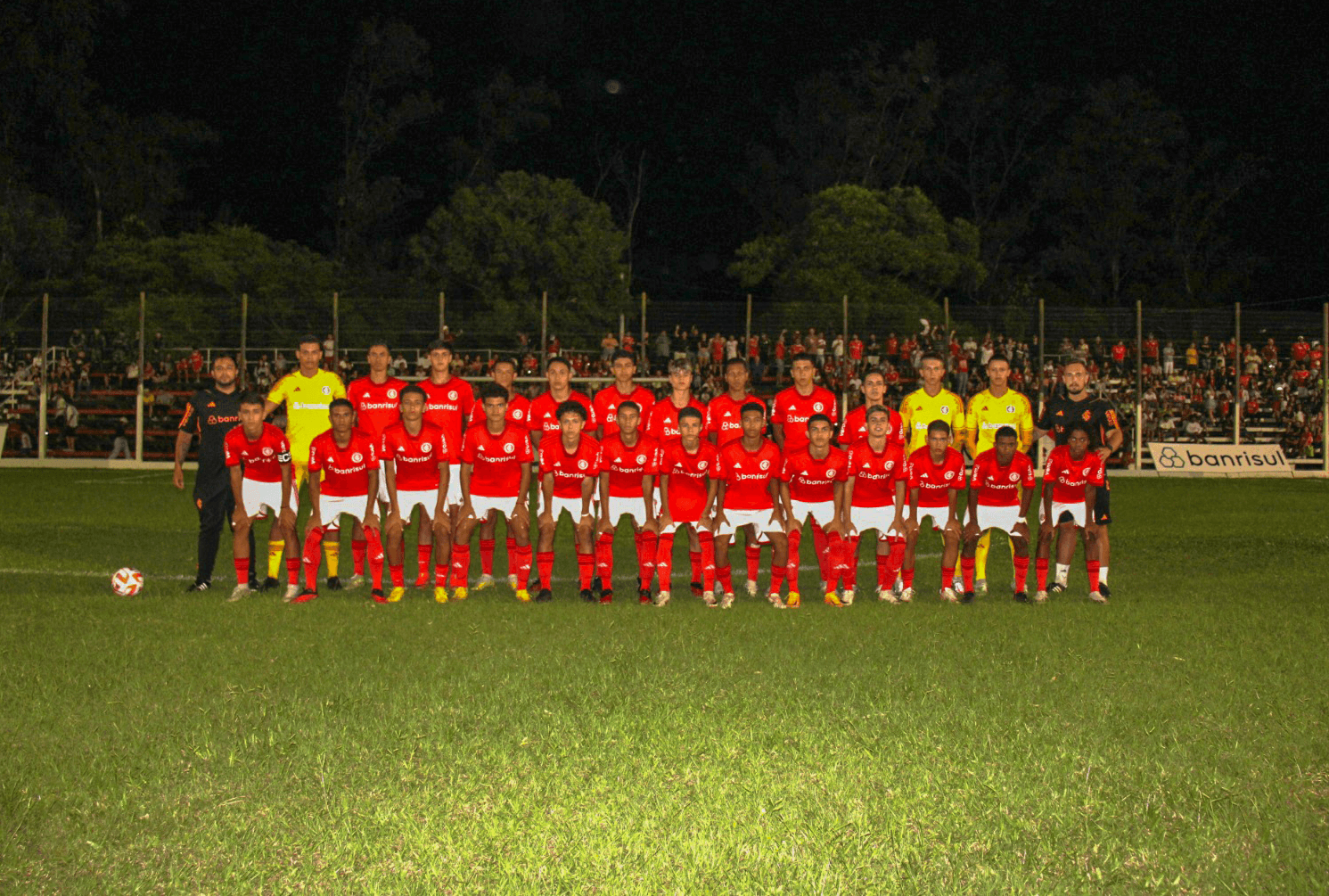 Único brasileiro entre os quatro semifinalistas, Inter finaliza Efipan Sub-15 em 3° lugar